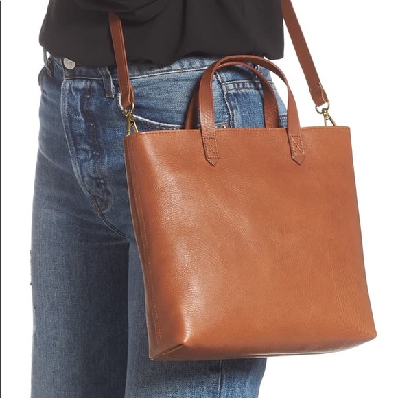 Madewell Handbags - Madewell Small Zip-Top Leather Crossbody Tote